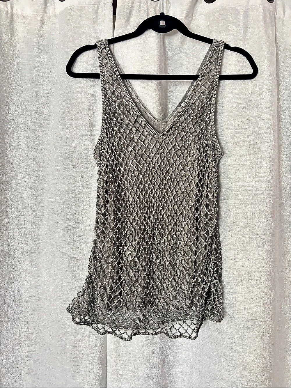 White House Black Market silver beaded mesh tank top with diamond pattern
Size S